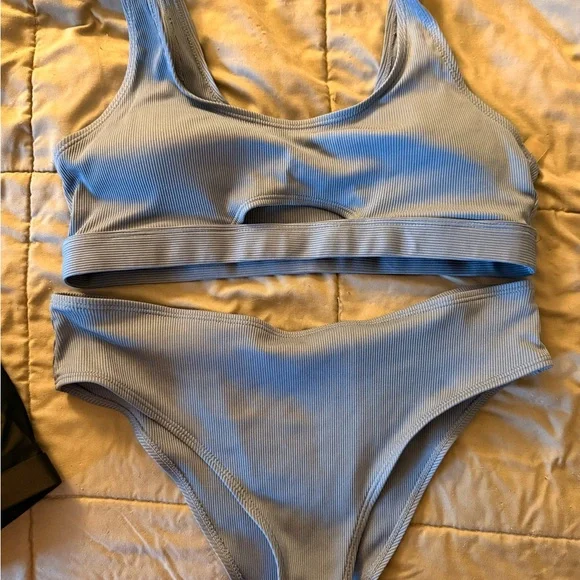 Stylish Gray-Blue Women's Bikini Set - Picture 2 of 4